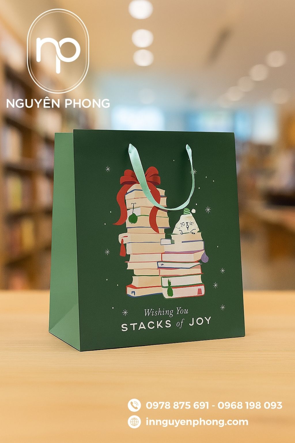 Mẫu túi giấy đựng sách đẹp 